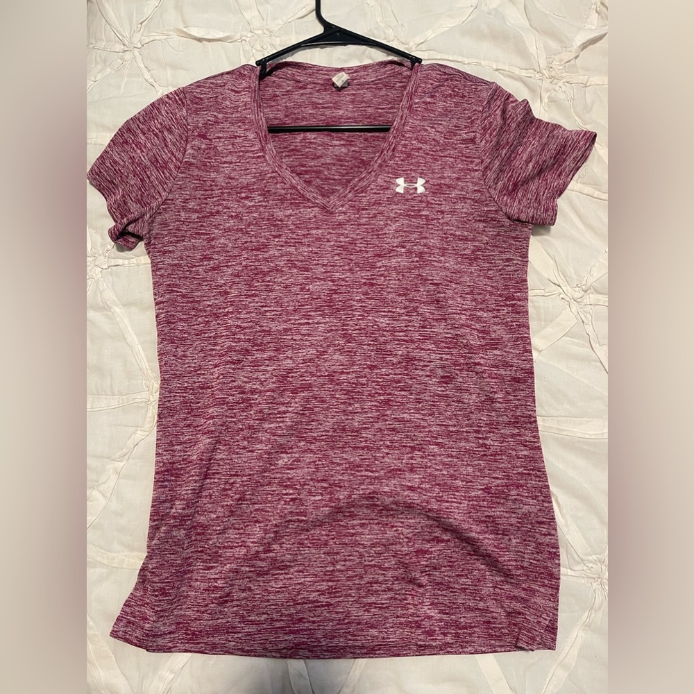 Women’s Pink Under Armour V Neck size small